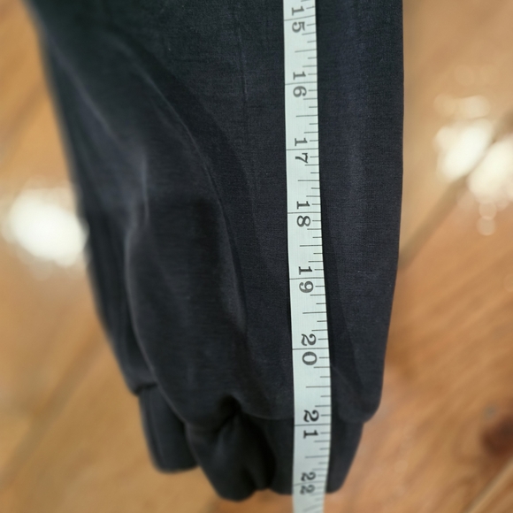 Lululemon Athletica Dark Gray Hooded Jacket - Picture 5 of 10